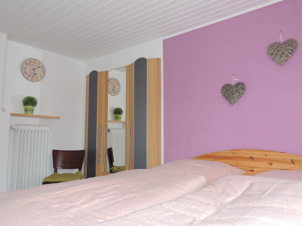 Pension Neuenrade Zimmer foto