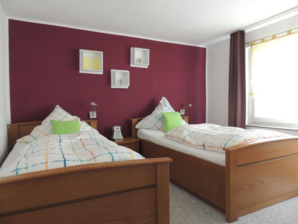 Pension Neuenrade Zimmer foto